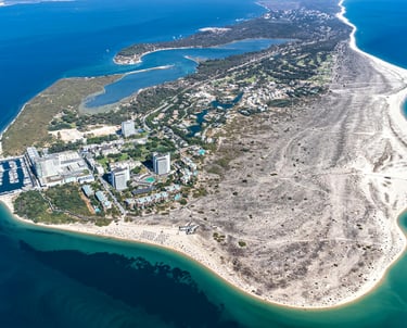 Vue aérienne sur l'Île de Troia Setubal Portugal