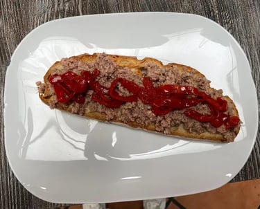 tostajo de atún y pimientos