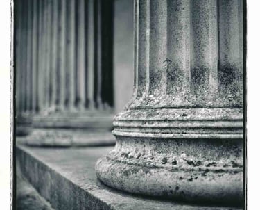 The plinth of the column in London. A silver-gelatine analogue print.
