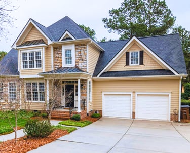 Southern Maryland, Leonardtown . The siding is well-finished and enhances the home's exterior
