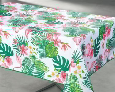 table avec une nappe motif jungle