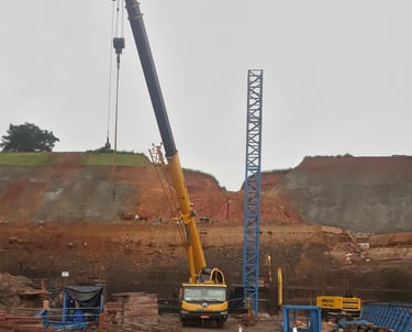 Guindaste para obras civis e infraestrutura