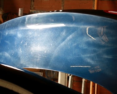 Lustrage voiture Valenciennes, lustrage carrosserie Valenciennes, lustrage auto 59