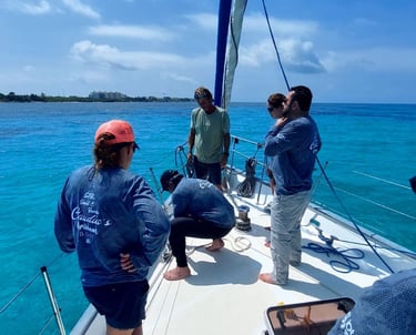 team building en velero en Cancun