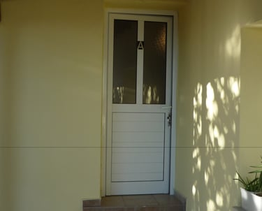 Entrance of Nakou's Hosue Liopraso Trikala vacation 
