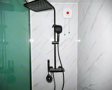 Douche à l'italienne d'une maison modulaire.