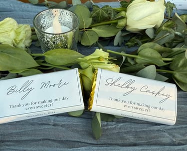 personalized Costa Rica craft chocolate bars used as place cards for a wedding in Guanacaste