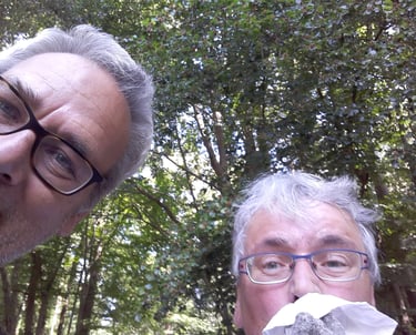 Ein witziges Bild, auf dem Sabine und Franz Wenke nur mit halben Gesichtern zu sehen sind