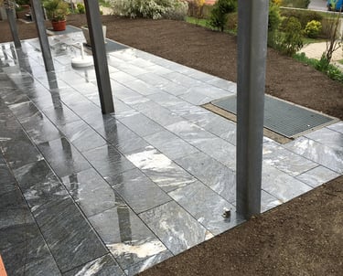 zierobjekte Natursteinboden_gartenpflege gartenpflege buelach
