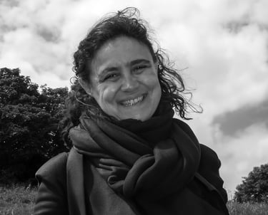 Laurence Moracchini. Multidisciplinary artist. woodworking, abstract painting, prints. Wabisabi art and craft. Ditchling, UK