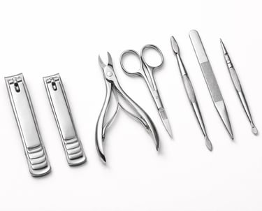 Manicure set with stainless steel nail care tools, professional beauty kit