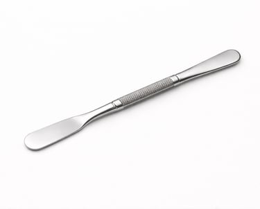 Metal waxing spatula for controlled wax spreading, professional salon waxing tool