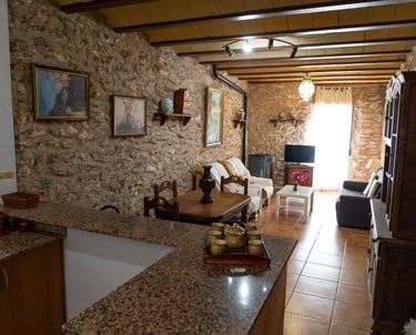 Cocina-comedor en la primera planta de Carmens Rural, Sant Jordi