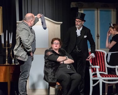 Vivien LHERAUX pièce de théâtre A quelle heure on ment ?