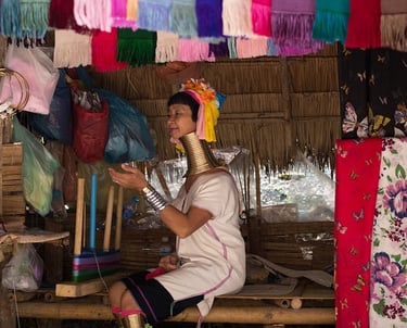 longneck tribe