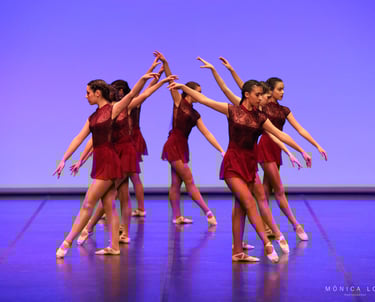 bailarinas en el escenario