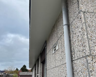 "Overstek betonherstelling en coating door Senpro BV"