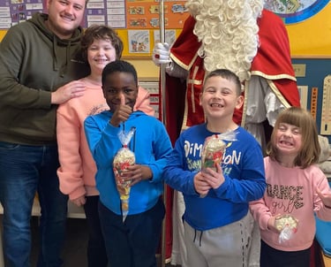 Saint Nicolas dans la classe de monsieur Pierre