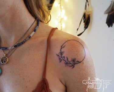 Dotwork handpoke tattoo