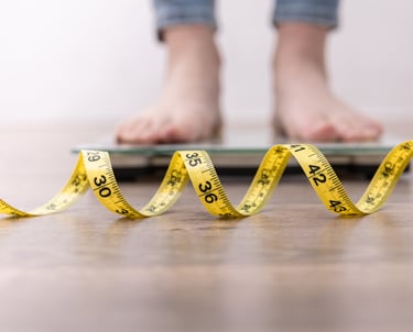Fat loss coaching for over-40s sustainable weight loss with macros, weekly accountability