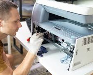 SK Computer Technician Repairing Printer and Scanner in Noida