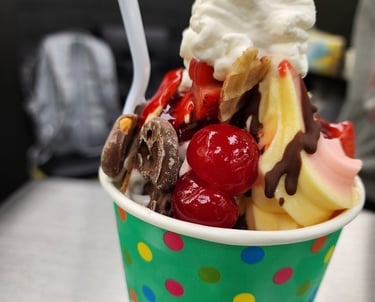 yoshis frozen yogurt ice cream sundae Scottsbluff NE