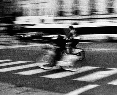 imagen distorcionada bicicletas en la ciudad
