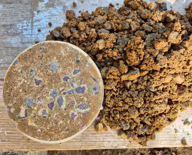 earth tile on loose earth background