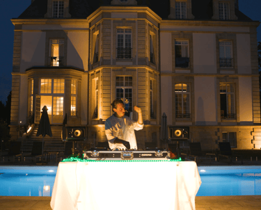 ALEXi, DJ chill techno