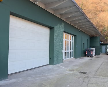 Entrata del nostro magazzino a Collebeato BS