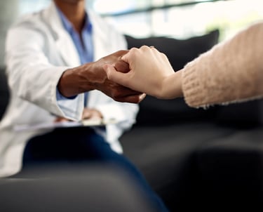 apoio e acompanhamento às famílias em momento de luto prestado por funerária em Sintra