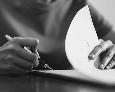 assinatura de documentos e apoio na documentação funerária prestado por funerária em Sintra