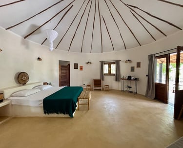 Suite junior du boutique hôtel Maison Fimela situé dans le Sine Saloum