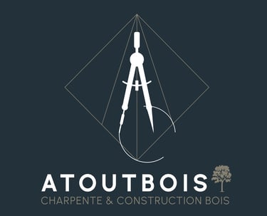 Logo d’Atoutbois artisan charpentier à Aubenas, Sud Ardèche