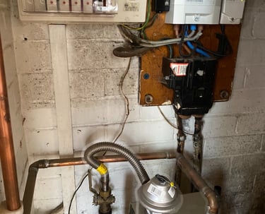 old outdated fuse board in newcastle