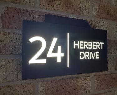 a sign that says herbert drive drive