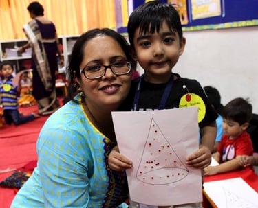 Samvedna conducting a storytelling workshop for students at Vibgyor High School, Malad, Mumbai (2017)