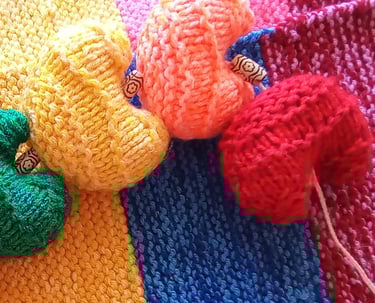 Rainbow hearts garland