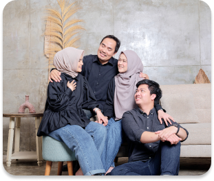 Foto Keluarga yang mengesankan di Limatiga studio