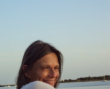 Muriel French teacher, learn french, online french