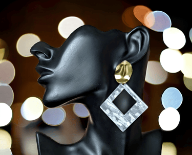 boucle d'oreille acrylique