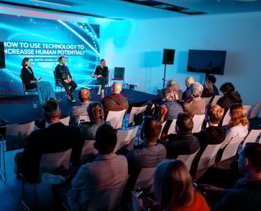 Mila Orlińska na konferencji