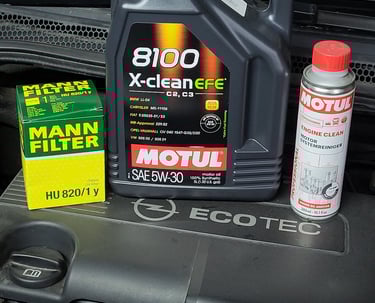 Motul 8100 X-clean EFE 5W-30 масло со MANN Filter - Premium мал сервис