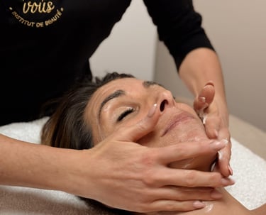 Soin visage réalisé chez Fée Pour Vous à Roquefort