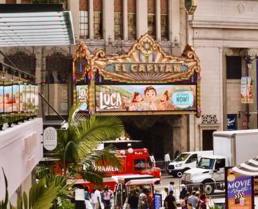el-capitan-theatre-disney-hollywood-walk-of-fame-los-angeles