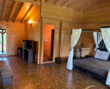 Bedroom in a mountain homestay in Chikmagalur