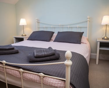 Kingsized Bedroom