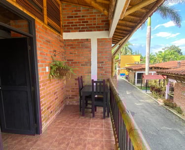 Balcón de una de las habitaciones del Hotel Palmas de Santa Helena Quimbaya Quindío