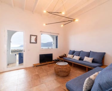 salon de surfcamp famara