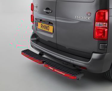 priedai Toyota mikroautobusui